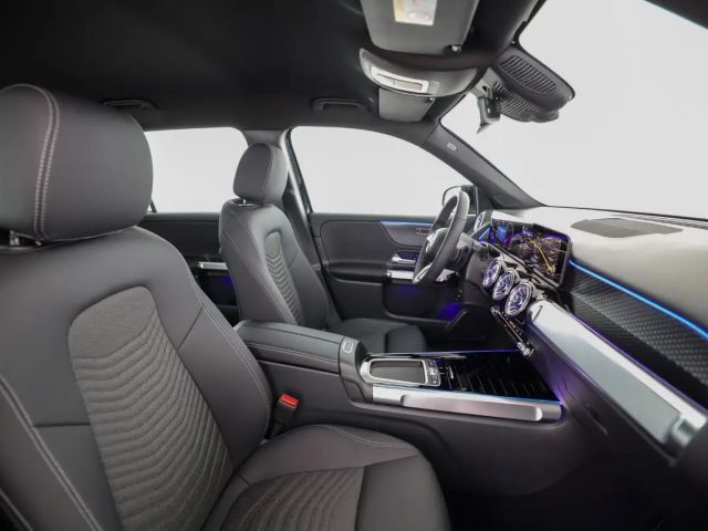 Mercedes-Benz GLB 180 GLB 180 d