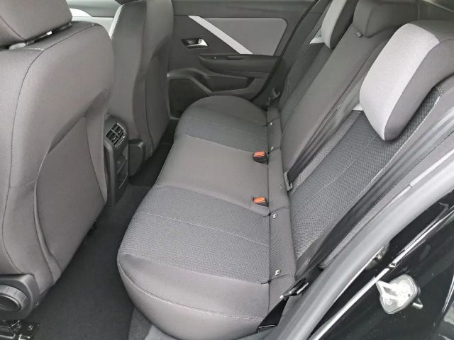 Opel Astra 1.2 Turbo Sports Tourer Turbo