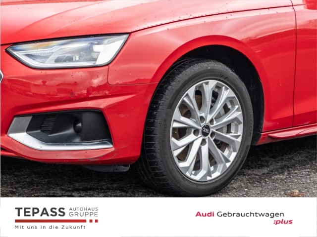 Audi A4 40 TFSI S-Tronic Sedan