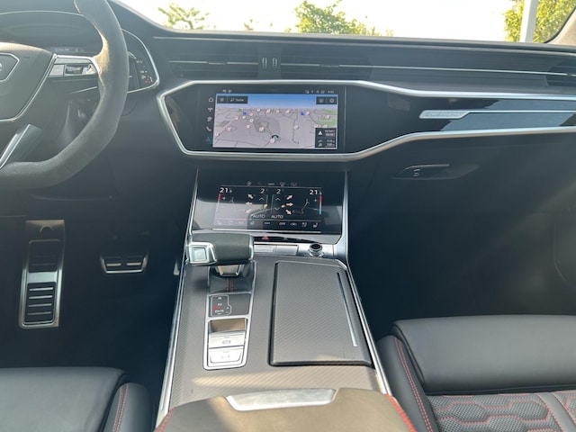 Audi RS6 Avant Quattro