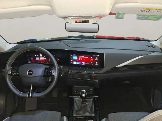 Opel Astra 1.2 Turbo Enjoy Turbo