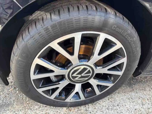 Volkswagen e-up! Plus Style