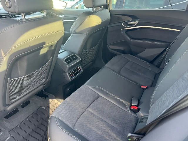 Audi e-tron 55 Business