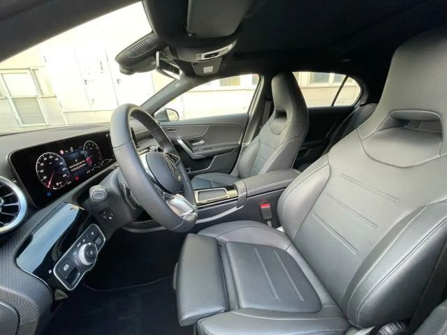 Mercedes-Benz A 200 Progressive