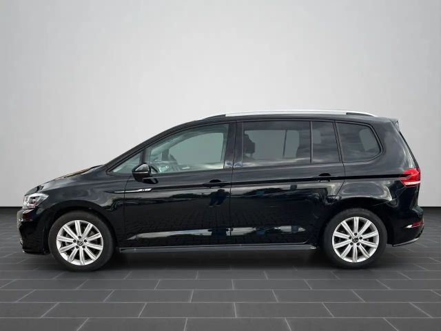 Volkswagen Touran 1.5 TSI DSG R-Line
