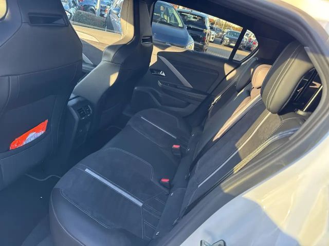 Opel Astra GSe Hybrid Innovation