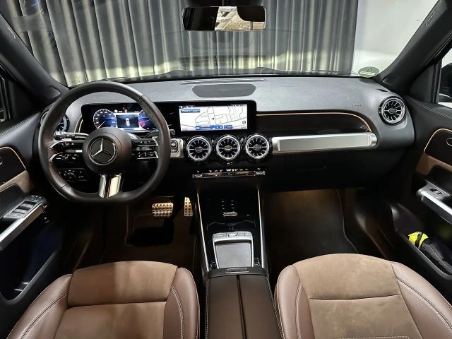 Mercedes-Benz GLB 250 4MATIC AMG Line