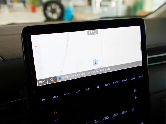 Hyundai Staria Signature