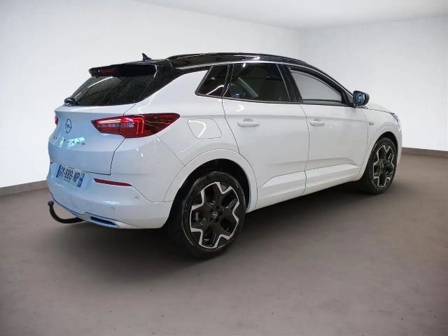 Opel Grandland X 1.2 Turbo Elegance