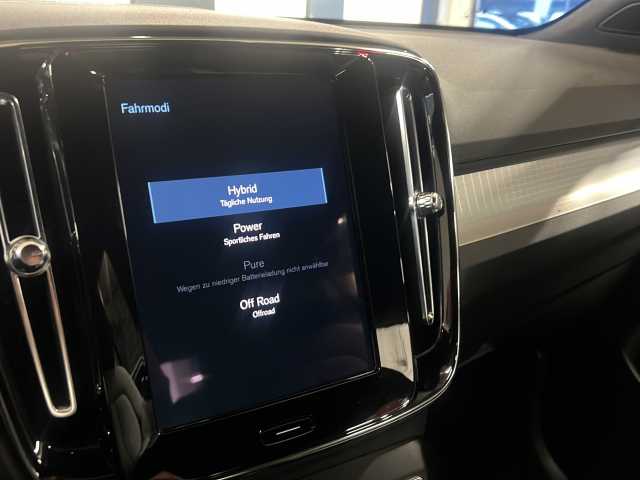 Volvo XC40 Dark Plus Recharge T4