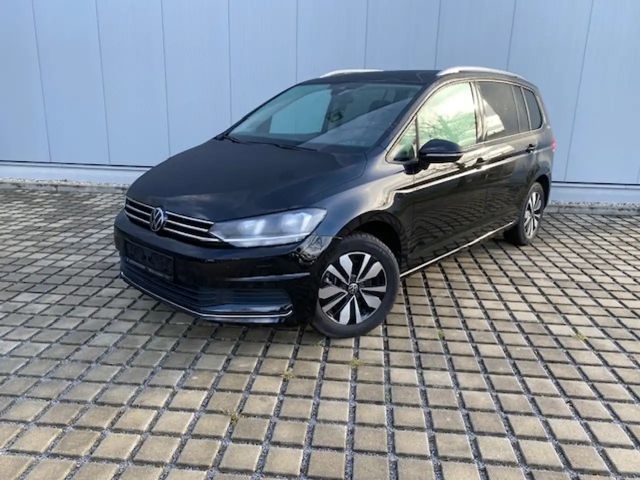 Volkswagen Touran 1.5 TSI