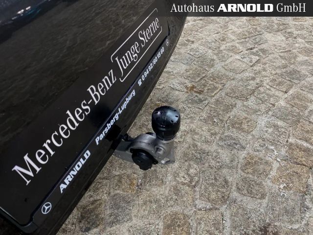 Mercedes-Benz EQE 300 AMG Line Sedan