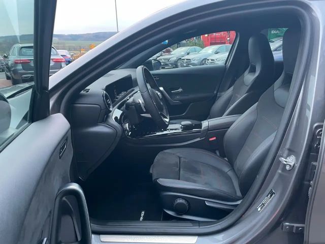 Mercedes-Benz A 180 AMG Line Hatchback