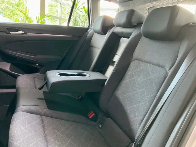 Volkswagen Golf 1.5 TSI DSG Life Variant