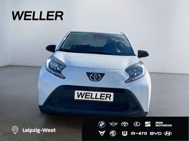 Toyota Aygo X Hatchback Play X-play