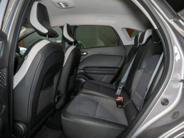 Renault Captur EDC Hybrid Techno