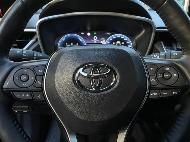 Toyota Corolla Cross Hybride Team D