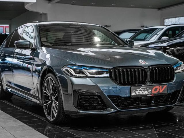 BMW 530 530e M-Sport Sedan