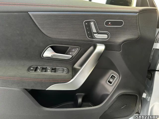 Mercedes-Benz CLA 200 Shooting Brake