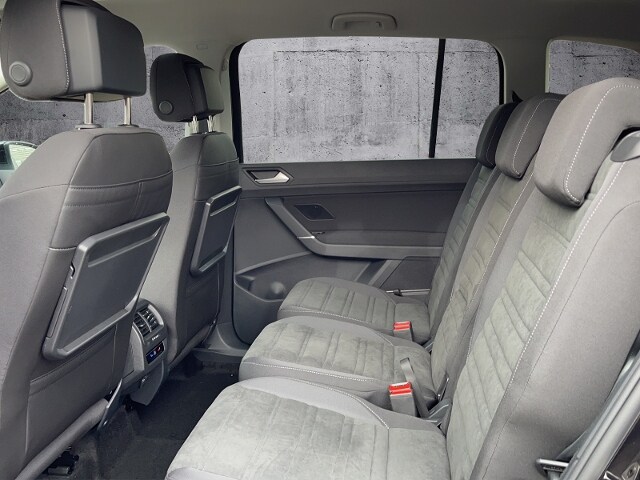 Volkswagen Touran 1.5 TSI DSG