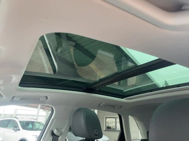 Audi Q3 advanced *DSG*Pano*LED*Navi*SHZ*PDC*