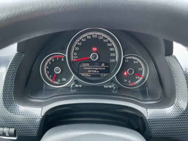 Volkswagen up! 1.0 KLIMA+PDC+KAMERA+SZHG+EL BEH ASP+NSW+MFA+ZV M