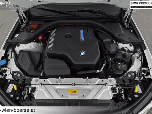BMW 330 330e xDrive