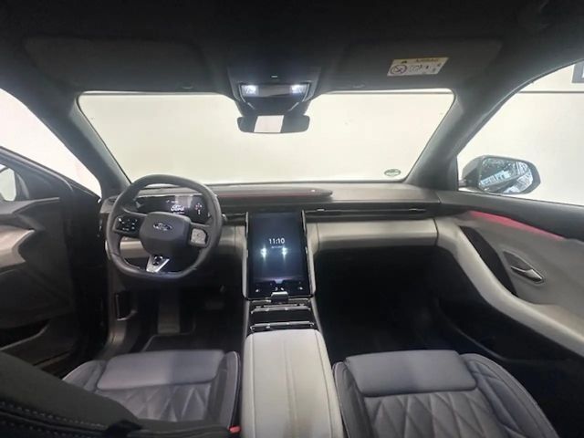 Ford Capri Premium RWD