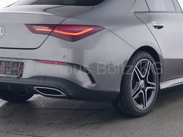 Mercedes-Benz CLA 200 AMG Line Coupé