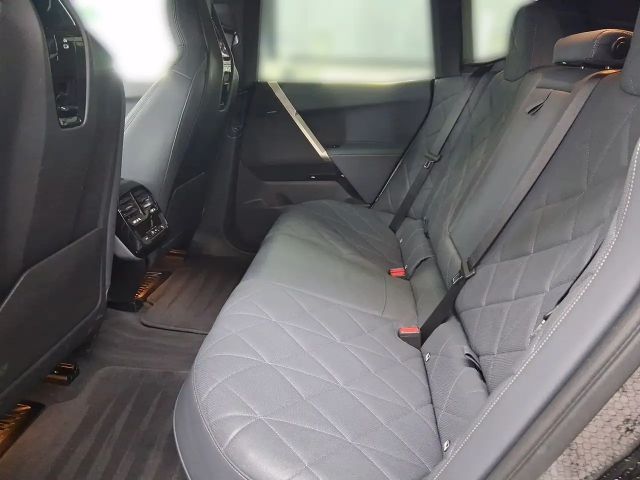 BMW iX xDrive40