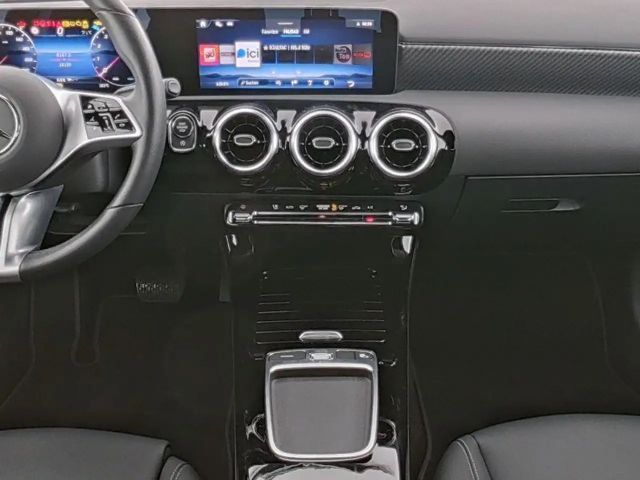 Mercedes-Benz A 180 , 7G-DCT, Progr. Advanced, Winter-Pak., Kamera,...