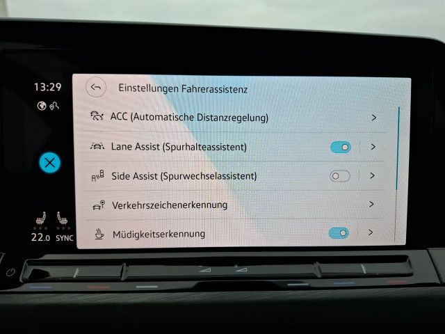 Volkswagen Golf DSG Golf VIII Style Variant