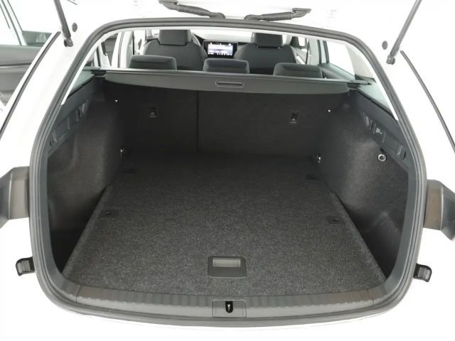 Skoda Octavia Essence TSI