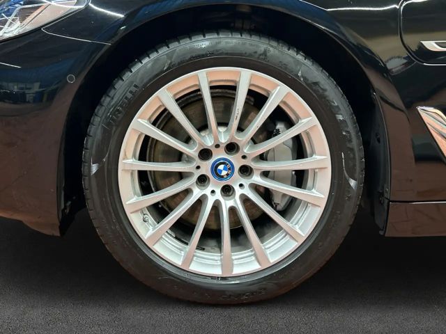 BMW 530 530e Touring