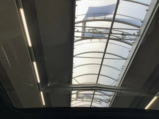 Mercedes-Benz C 180 AVANTGARDE Sedan