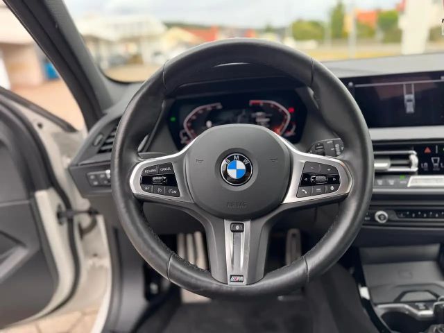BMW 116 116i M-Sport Sedan
