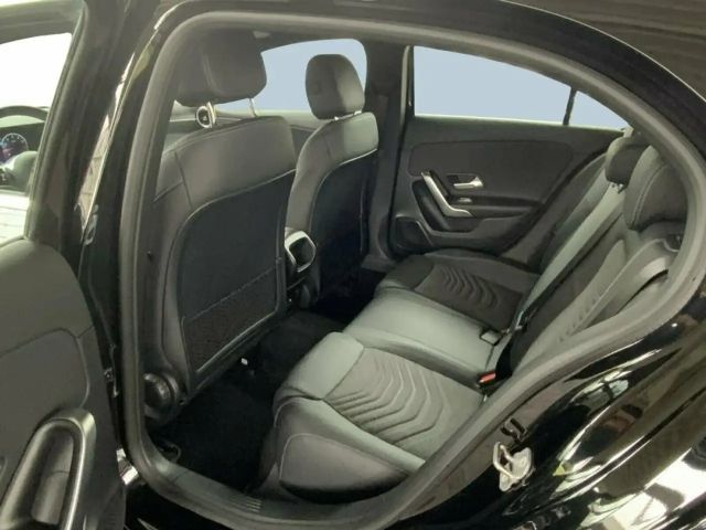 Mercedes-Benz A 200 Progressive