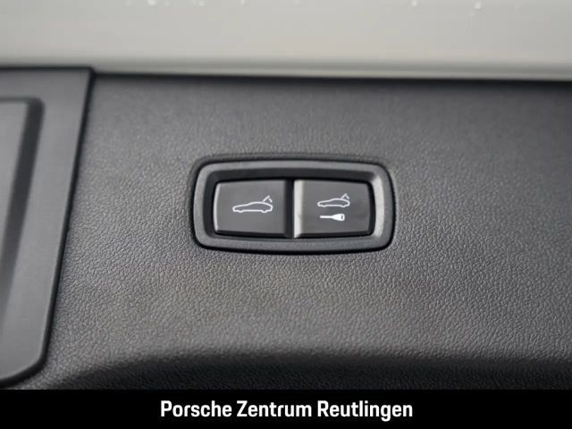 Porsche Cayenne Black Edition