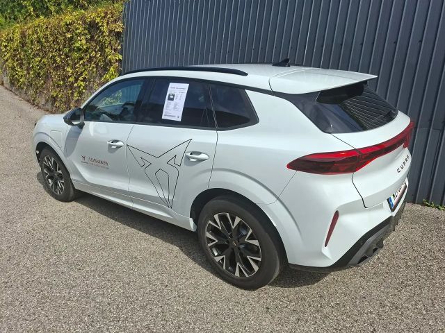 Cupra Terramar 1.5 e-Hybrid