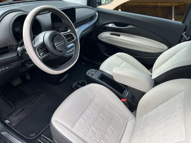 Fiat 500e 42 kWh La Prima by Bocelli