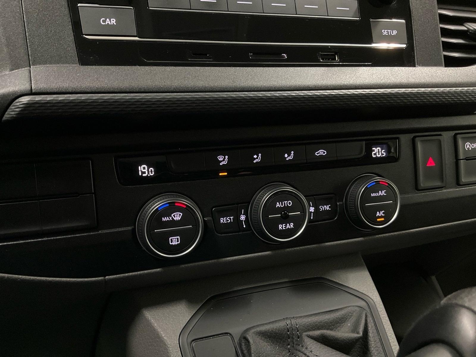 Volkswagen Caravelle 2.0 TDI DSG T6