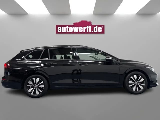 Volkswagen Golf 1.5 eTSI DSG Variant