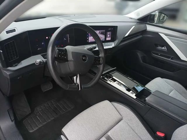 Opel Astra Business Elegance