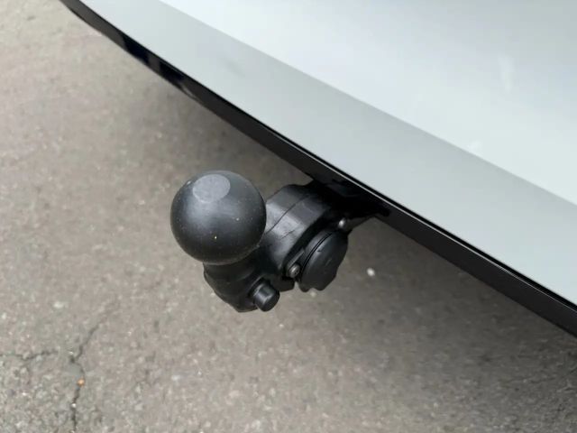 Volkswagen Golf DSG Sport Variant