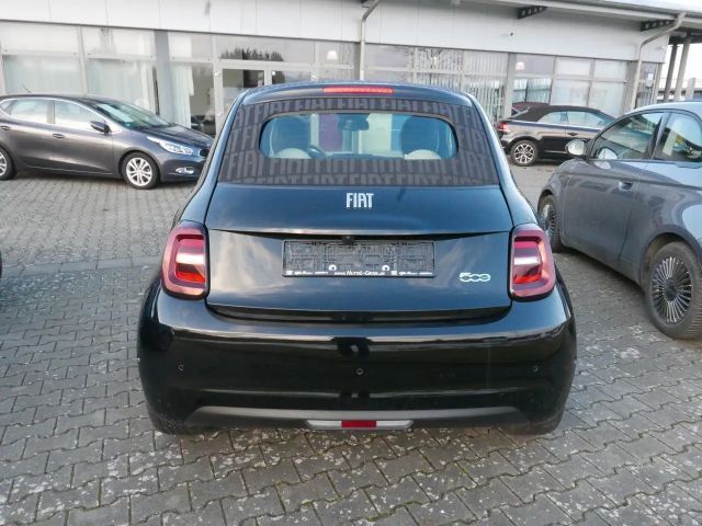 Fiat 500e 42 kWh