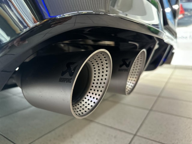 Volkswagen Golf 2.0 TSI DSG