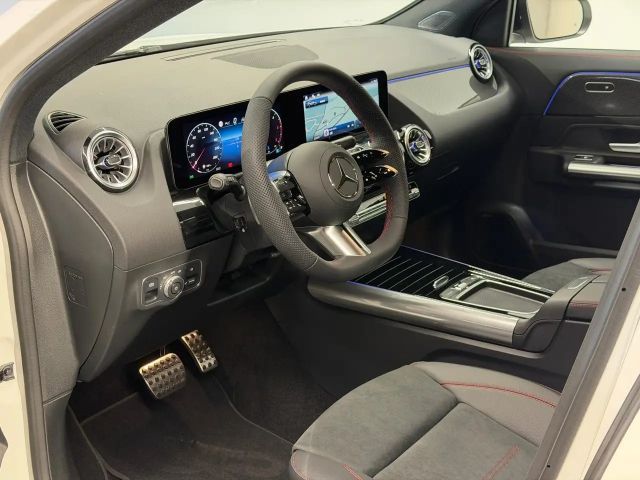 Mercedes-Benz GLA 200 4MATIC GLA 200 d