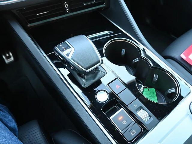 Volkswagen Touareg 4Motion R-Line