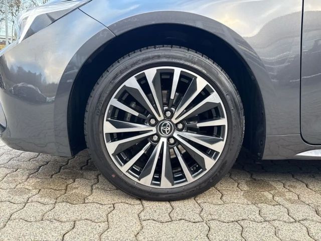 Toyota Corolla Hybride Team D