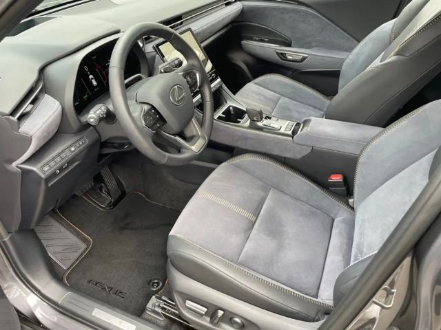 Lexus LBX 1,5 l, 136 PS CVT 4x2 5-Türer COOL Cool